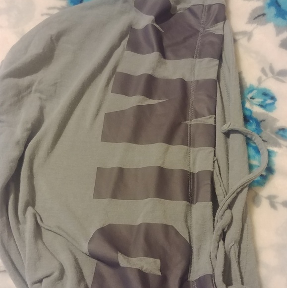 Pink hoodie - Picture 6 of 6